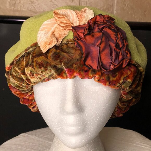 Lovely, Preowned "Danali's Originals" Ladies Hat! - Picture 2 of 8